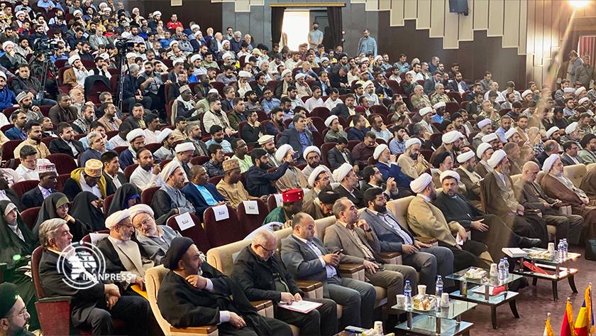 ایران برس: لقائد الثورة الإسلامية دور تنويري في صحوة العالم