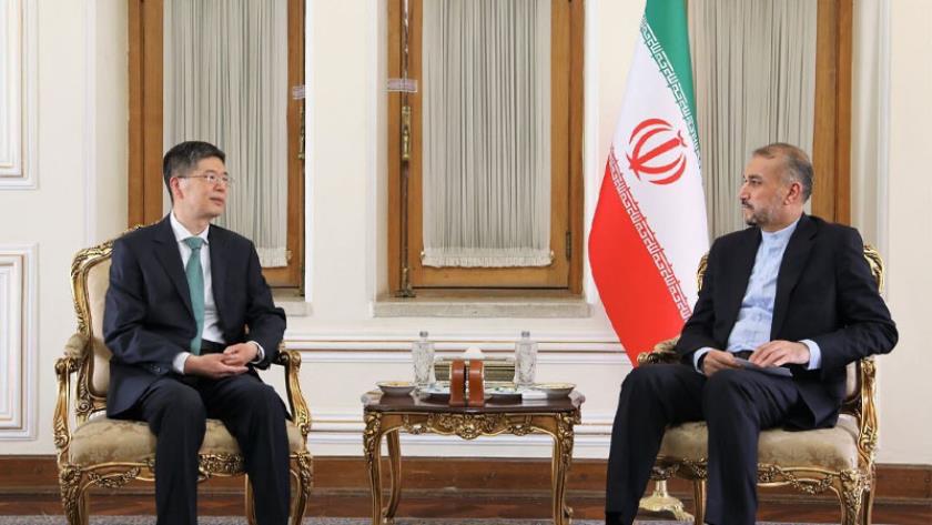 Iranpress: أمير عبداللهيان: ينبغي تطوير العلاقات بين إيران والصين تماشيا مع مصالح البلدين