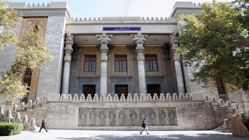 Iranpress: بيان لوزارة الخارجية بشأن اختفاء أثر المروحية المحملة بالرئيس 