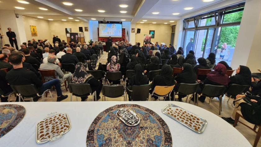 Iranpress: مراسم التأبين لشهداء الخدمة في ألمانيا