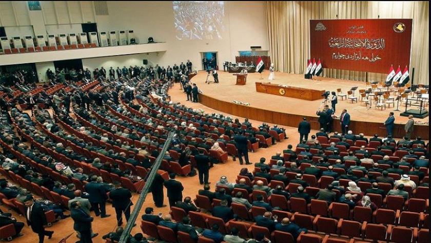 Iranpress: لجنة الأمن والدفاع بالعراق تطالب الحكومة بوضع جدول زمني لخروج القوات الأجنبية 