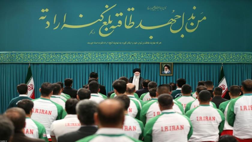 Iranpress: سماحة القائد: ازدواجية المعايير هيمنت على القضايا الرياضية الدولية