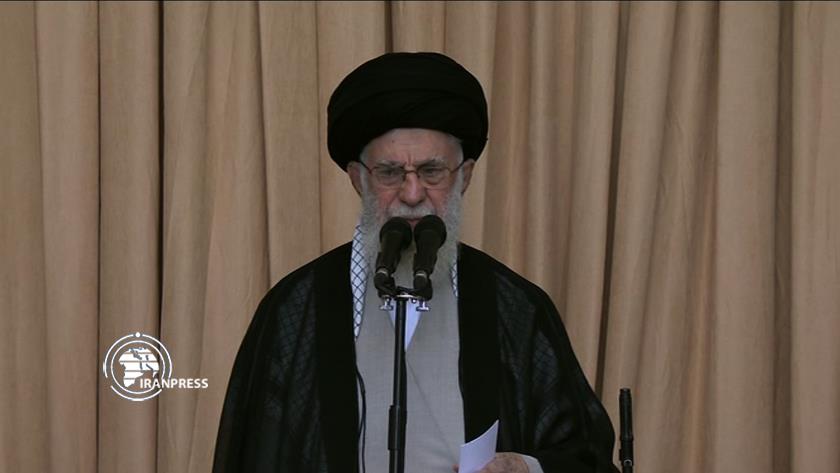 Iranpress: قائد الثورة الإسلامية: السياسة القرآنية للمسلمين هي تضامن الشعوب والجماعات الإسلامية