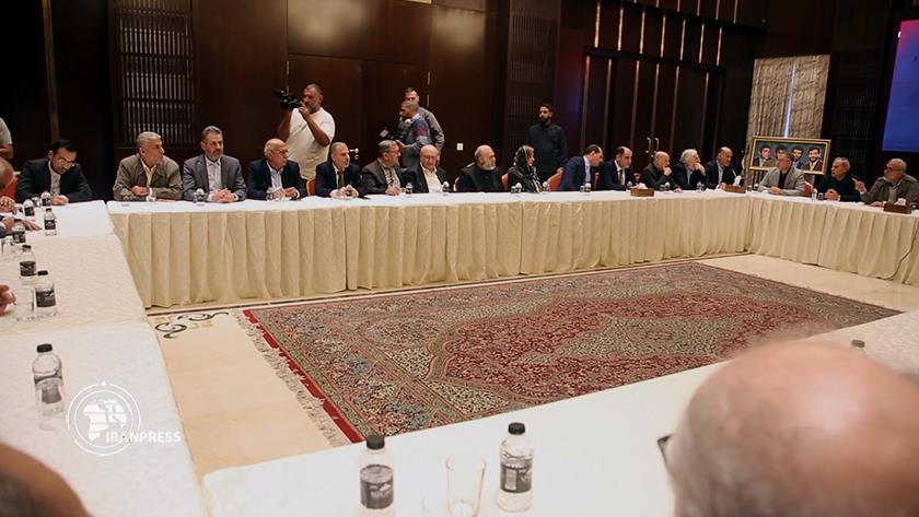 Iranpress: الدكتور علي لاريجاني يؤكد دعم إيران للمقاومة اللبنانية خلال زيارته إلى بيروت  