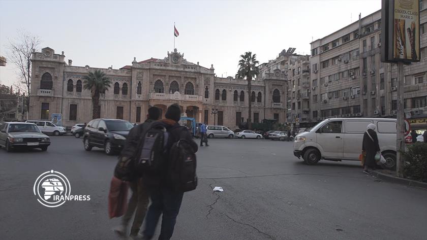 Iranpress: شاهد بالصور والفيديو .. استمرار الحياة اليومية في ظل الأمن 