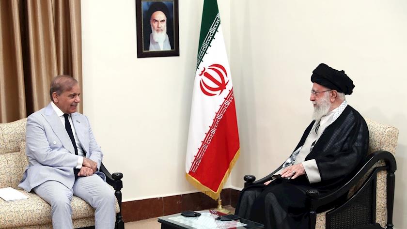 Iranpress: قائد الثورة: لا بد من إجراءات فعالة لوقف الجرائم في غزة