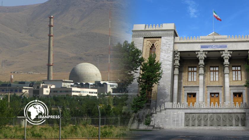 Iranpress: الخارجية ومنظمة الطاقة الذرية الإيرانية تدينان قرار مجلس محافظي وكالة الطاقة الدولية