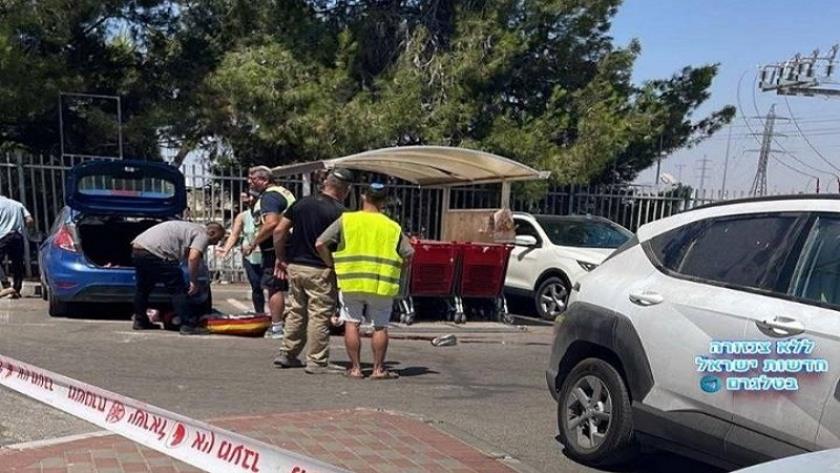Iranpress: مقتل جندي إسرائيلي في عملية طعن بالضفة واستشهاد المهاجمين