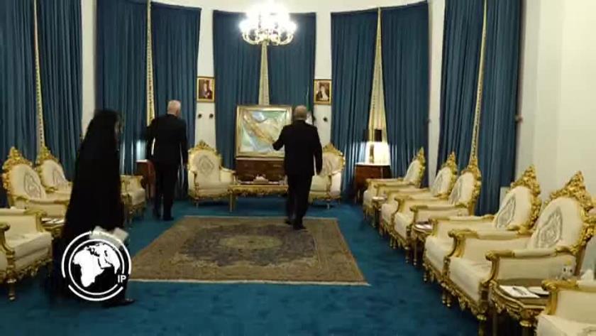 Iranpress: لقاء يجتمع بين لاريجاني و نائب رئيس وزراء جمهورية أذربيجان