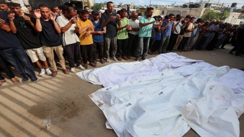 ایران برس: غزة تتسلّم جثامين 15 شهيدا فلسطينيا ضمن اتفاق تبادل مع الاحتلال الإسرائيلي
