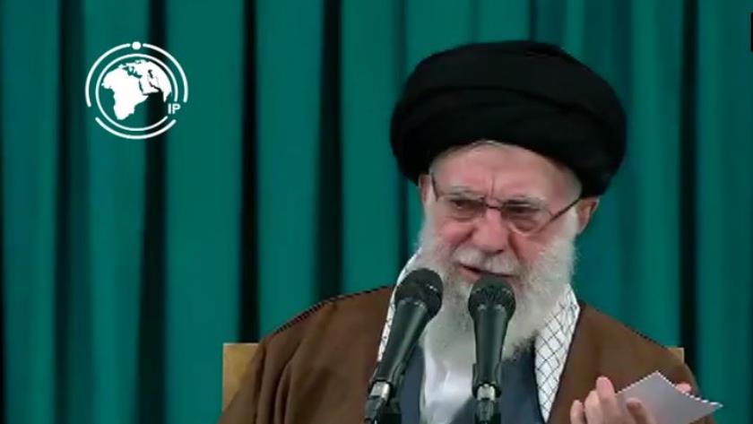 Iranpress: حفظ الأمن والحرمة والكرامة من الحقوق الأساسية للمرأة + فيديو