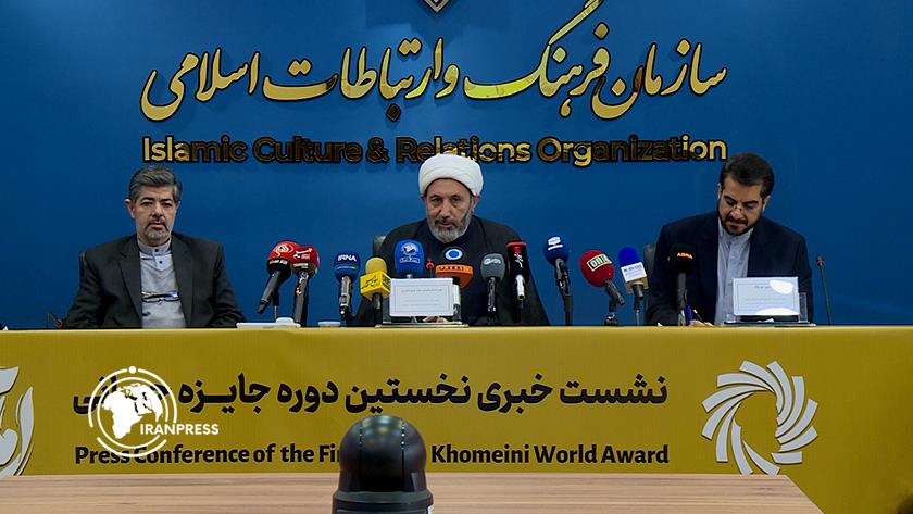 ایران برس: جائزة الإمام الخميني؛ أبرز جائزة للثورة الإسلامية على الصعيدين الوطني والدولي + فيديو