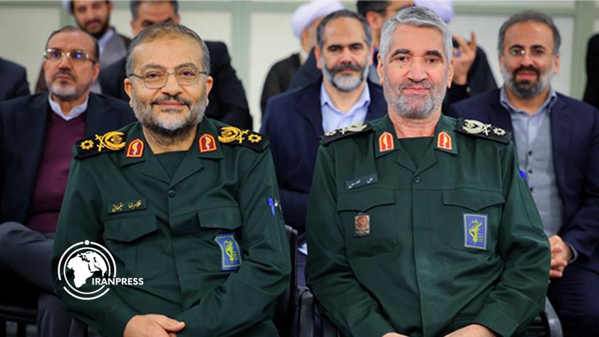 Iranpress: قائد الثورة: رغم الصعوبات والضيق والمشاكل، هناك نقاط إيجابية كثيرة في البلاد+ فيديو