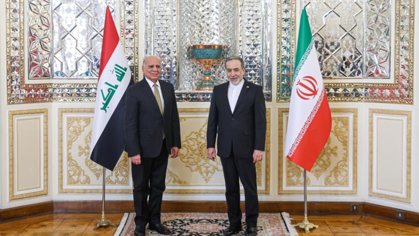 Iranpress: لقاء بين وزير الخارجية الإيراني ونظيره العراقي في طهران