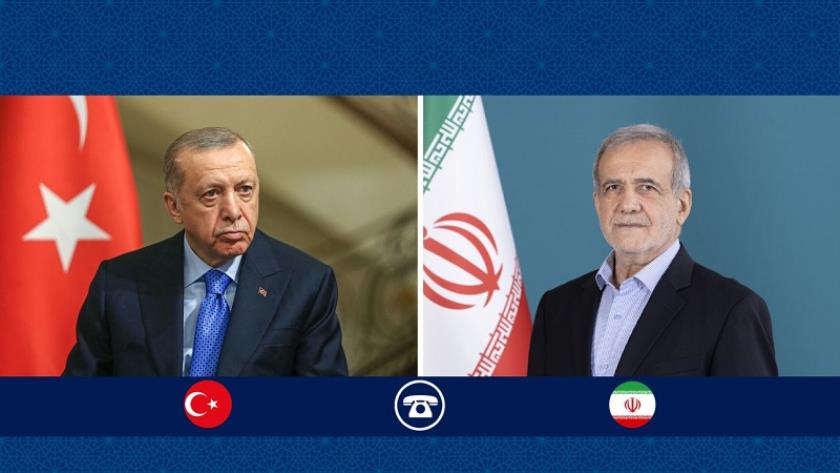 Iranpress: تأكيد إيراني-تركي على الحلول الدبلوماسية ورفض التهديد والتصعيد