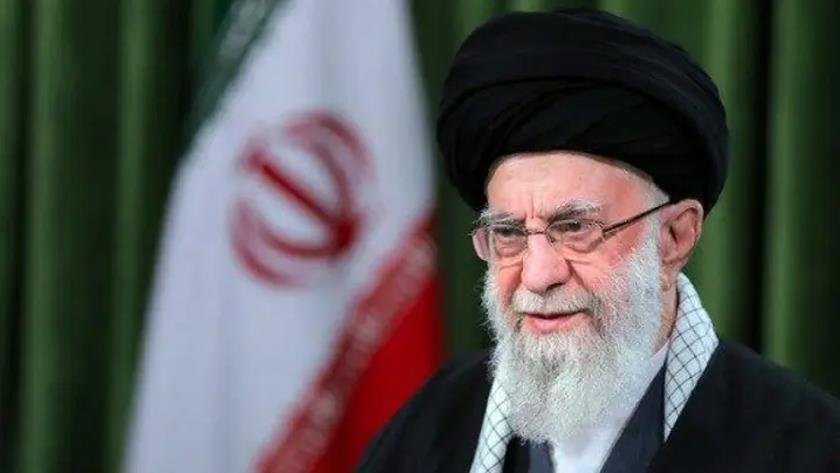Iranpress: قائد الثورة الإسلامية: أيها الشعب الإيراني خيبوا آمال العدو