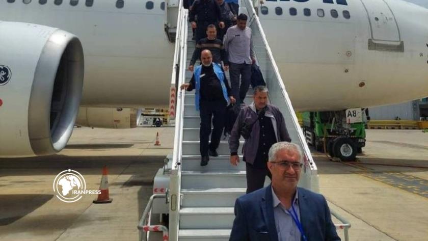 ایران برس: وصول أولى مجموعات حج التمتّع الإيرانية إلى المدينة المنوّرة + فيديو