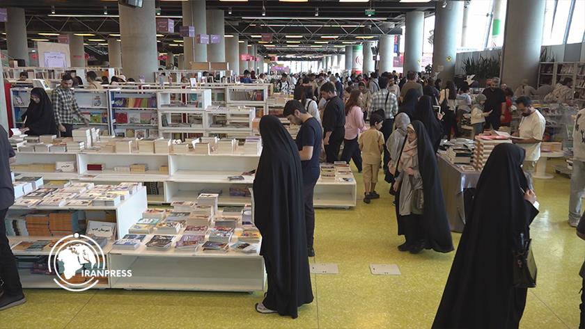 ایران برس: انطلاق فعالية "أردي بهشت " تكريماً لقائد الثورة الإسلامية + فيديو