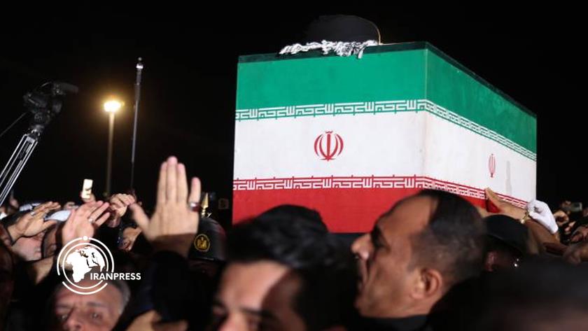 ایران برس: الرئيس الإيراني ورئيس الوزراء العراقي يقدّمان التحية لسماحة القائد الشهيد +صور