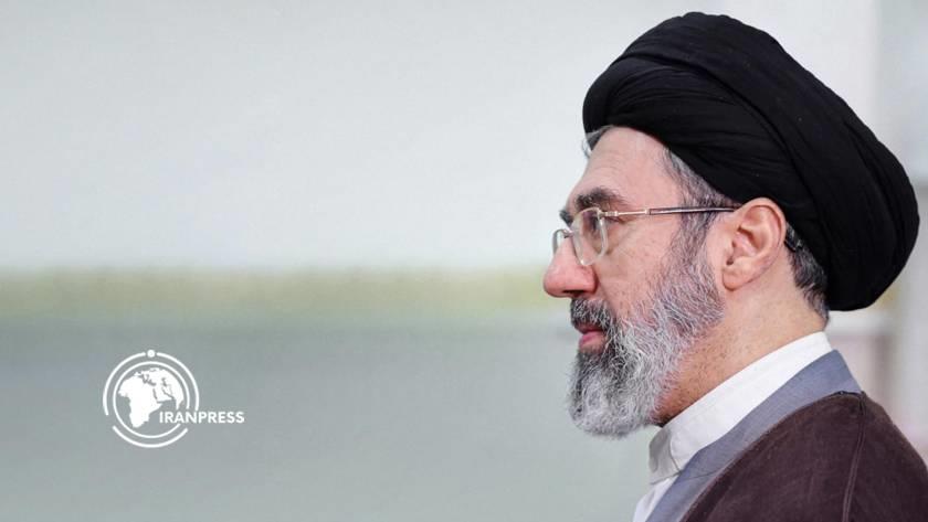 Iranpress: سماحة القائد المعظم: الصمود في سبيل المقاومة يستجلب النصر الإلهي