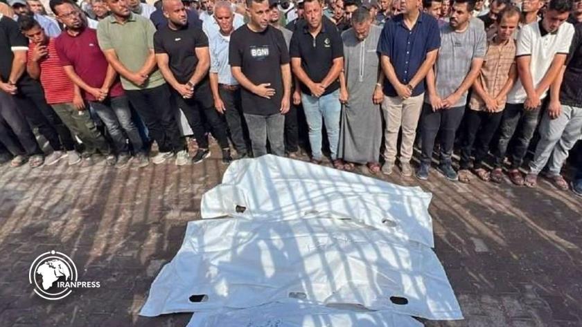 Iranpress: بالصور.. .مجزرة جديدة في «مواصي خان يونس».. غارة إسرائيلية تنهي حياة عائلة كاملة