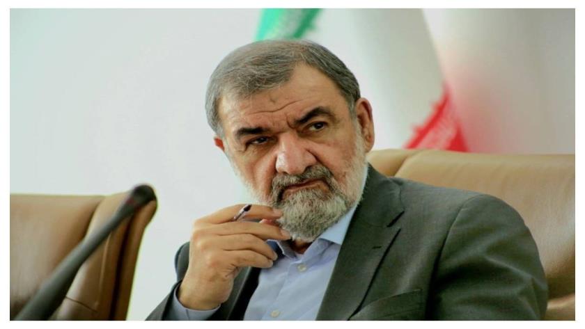 Iranpress: الدكتور محسن رضائي ممثلًا لسماحة القائد في المجلس الأعلى للأمن القومي