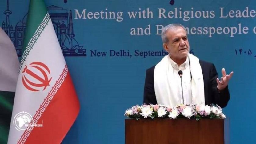 Iranpress: بزشکیان : لن نخضع للغطرسة وسنواصل نهج الدفاع عن المظلومين