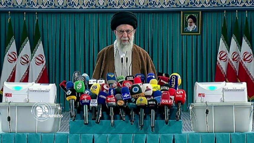 Iranpress: Iran Leader: Participating in elections is national duty